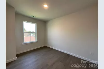 130 18th Street Place NW, Hickory, NC 28601 - Photo 10