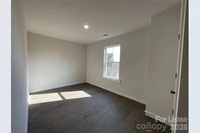 130 18th Street Place NW, Hickory, NC 28601 - Photo 12