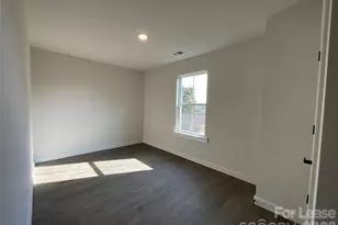 130 18th St Pl NW, Hickory, NC 28601 - Photo 12