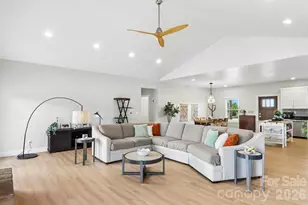 68 Simply Grateful Dr, Hendersonville, NC 28792 - Photo 6
