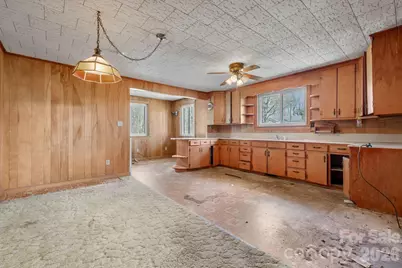 4914 E Nc 10 Highway, Catawba, NC 28609 - Photo 12