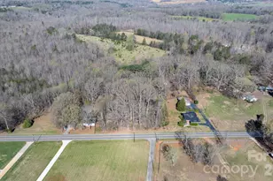 4914 E Nc 10 Hwy, Catawba, NC 28609 - Photo 40