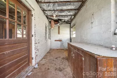 4914 E Nc 10 Highway, Catawba, NC 28609 - Photo 24