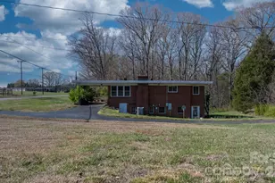 4914 E Nc 10 Hwy, Catawba, NC 28609 - Photo 28