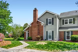 9411 Kings Falls Dr, Charlotte, NC 28210 - Photo 2