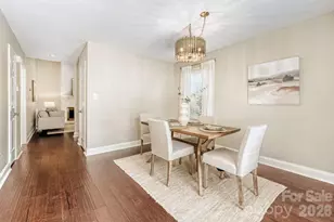 9411 Kings Falls Dr, Charlotte, NC 28210 - Photo 6