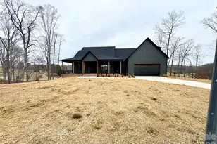 191 Broken Arrow Dr, Statesville, NC 28677 - Photo 2