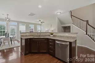 6226 Rockefeller Ln, Charlotte, NC 28210 - Photo 10