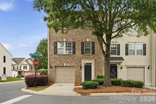 6226 Rockefeller Ln, Charlotte, NC 28210 - Photo 2