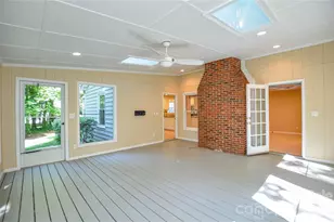 2922 Butter Churn Ln, Matthews, NC 28105 - Photo 8