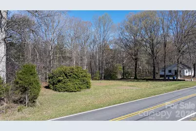 4876 E Nc 10 Highway, Catawba, NC 28609 - Photo 4