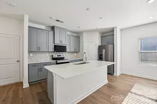 7238 Yardley St, Gastonia, NC 28056 - Photo 4