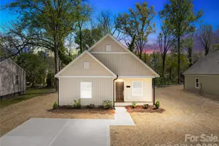 717 Clarinda St, Rock Hill, SC 29730 - Photo 1