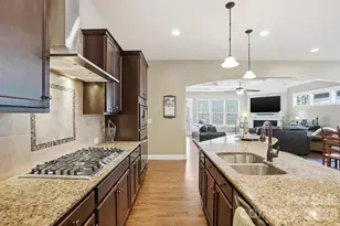 11010 Sparkle Creek Dr, Midland, NC 28107 - Photo 2