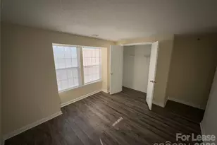 1604 Arlyn Cir, Charlotte, NC 28213 - Photo 10