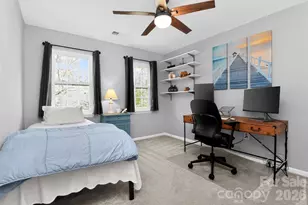 10729 Schooner Bay Ln, Charlotte, NC 28215 - Photo 28