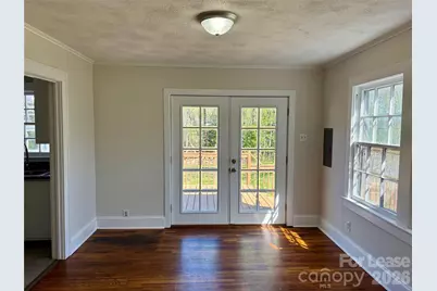 194 Lawing Street, Lincolnton, NC 28092 - Photo 8