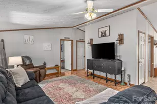 114 Gateway Cove, Canton, NC 28716 - Photo 4