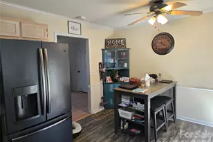 160 Crossfield Ct, Lexington, NC 27295 - Photo 4