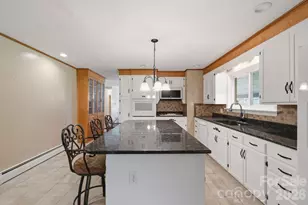 513 2nd Ave Pl NE, Conover, NC 28613 - Photo 12