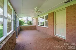 513 2nd Ave Pl NE, Conover, NC 28613 - Photo 30