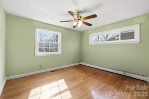 513 2nd Ave Pl NE, Conover, NC 28613 - Photo 18