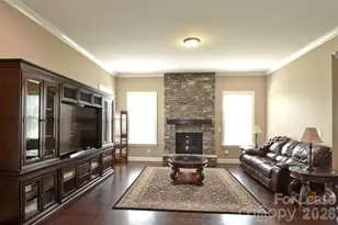 720 Ridge Lake Dr, Weddington, NC 28104 - Photo 2