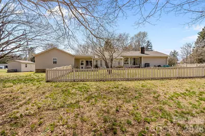 3368 N Glenola Road, Archdale, NC 27263 - Photo 2