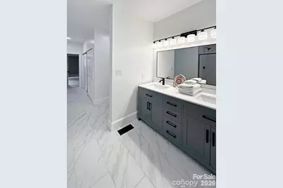 317 8th Street NW, Hickory, NC 28601 - Photo 22