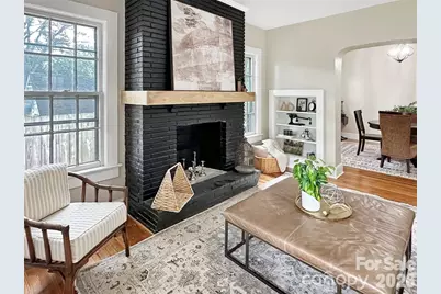 317 8th Street NW, Hickory, NC 28601 - Photo 2