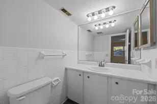 427 6th Ave W, Hendersonville, NC 28739 - Photo 20