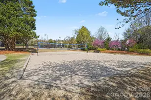 4615 Crownvista Dr, Charlotte, NC 28269 - Photo 34