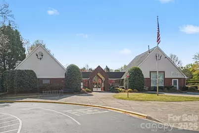 4615 Crownvista Drive, Charlotte, NC 28269 - Photo 36