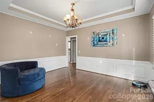 4615 Crownvista Dr, Charlotte, NC 28269 - Photo 6