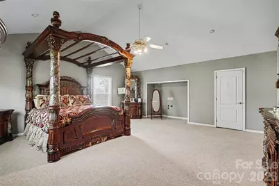 4615 Crownvista Drive, Charlotte, NC 28269 - Photo 22