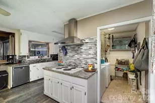 1239 Christopher Cir, Rock Hill, SC 29730 - Photo 8