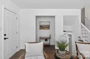 5412 Milhaven Ln, Charlotte, NC 28269 - Photo 6