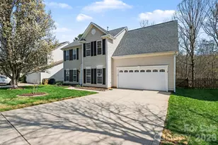 1017 Farmingham Ln, Indian Trail, NC 28079 - Photo 4