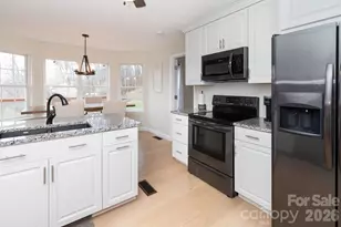 21 S Lindon Cove Rd, Candler, NC 28715 - Photo 6