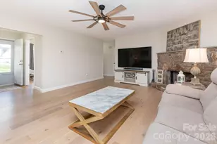 21 S Lindon Cove Rd, Candler, NC 28715 - Photo 4