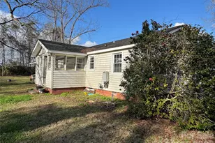 1097 Joe Brown Hwy N, Chadbourn, NC 28431 - Photo 6