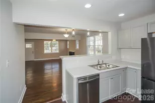 2143 Camp Greene St, Charlotte, NC 28208 - Photo 10