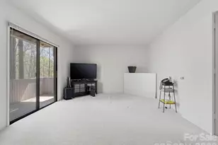 3423 Tinkerbell Ln, Charlotte, NC 28210 - Photo 32