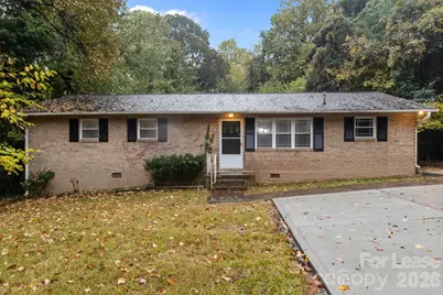 5300 Hickory Lane, Charlotte, NC 28216 - Photo 2