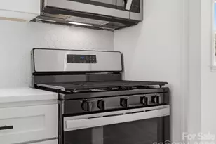 4946 Morgan St, Charlotte, NC 28208 - Photo 10