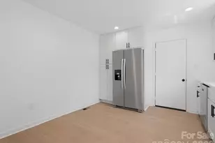 4946 Morgan St, Charlotte, NC 28208 - Photo 6