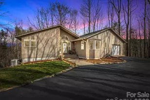 209 Walnut Ridge Rd, Brevard, NC 28712 - Photo 2