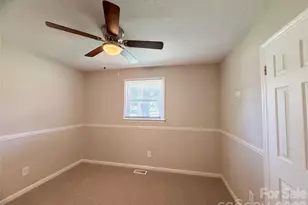 4402 Ginger Dr, Gastonia, NC 28056 - Photo 10