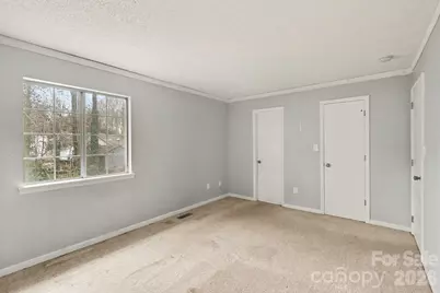 7139 Markway Drive, Charlotte, NC 28215 - Photo 12