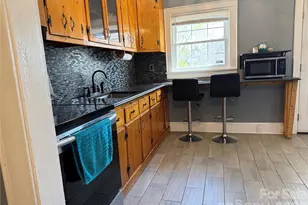 316 Sharon Ave NW, Lenoir, NC 28645 - Photo 4